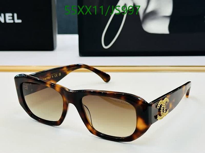 Chanel JS997 Tortoiseshell Sunglasses with Gold CC Logo - Size 55-18-143