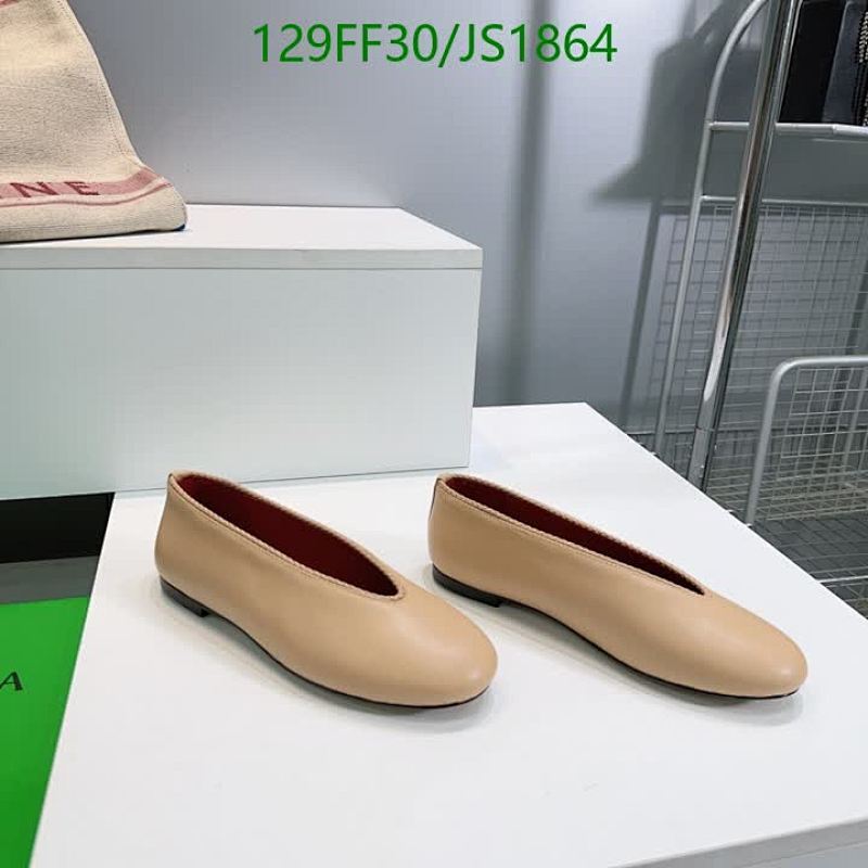 Bottega Veneta Women's Beige Sheepskin Ballerinas - Classic Comfort & Style