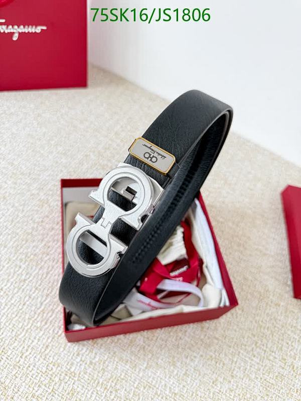 Salvatore Ferragamo Men's Black Leather Belt with Iconic Double Gancini Buckle