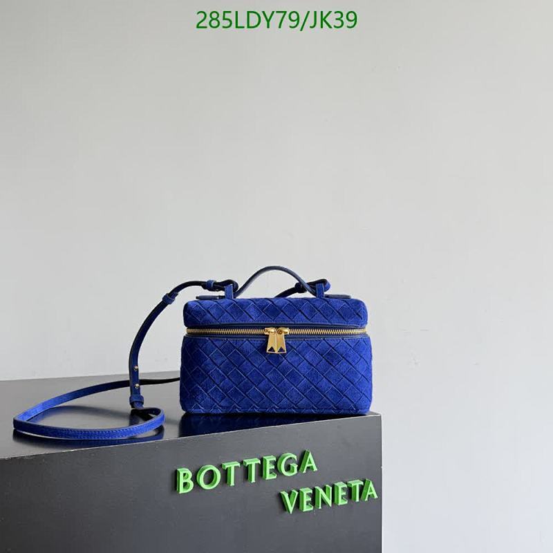 Bottega Veneta Top Handle Bag in Blue Suede Leather, 22*12.5*5CM 6 Bottega Veneta Top Handle Bag in Blue Suede Leather, 22*12.5*5CM
