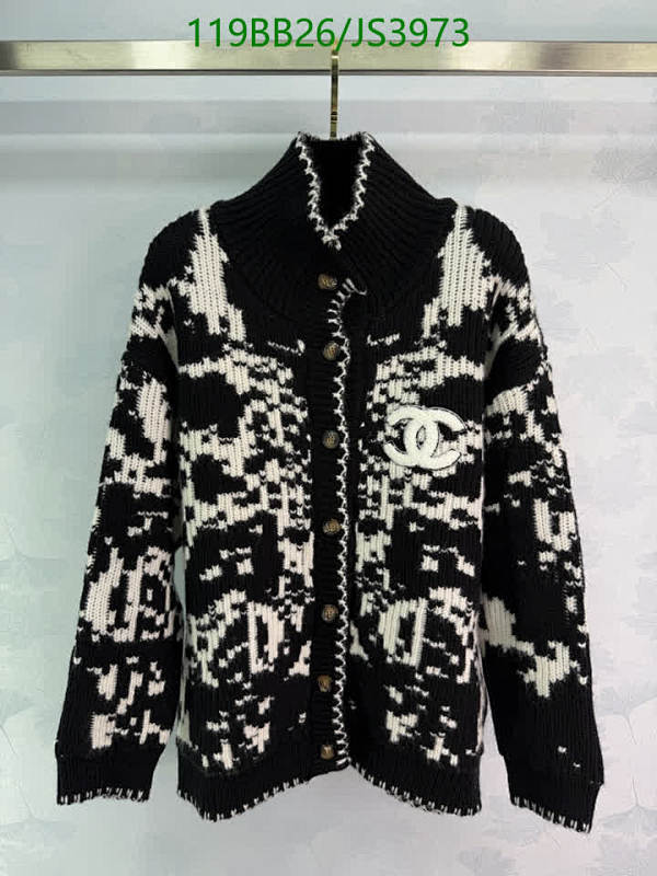 Chanel Women's Wool Cardigan Black and White Pattern