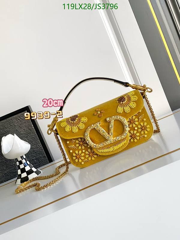 Valentino Garavani Velvet and Genuine Leather Shoulder Bag, Size 20*11*5CM