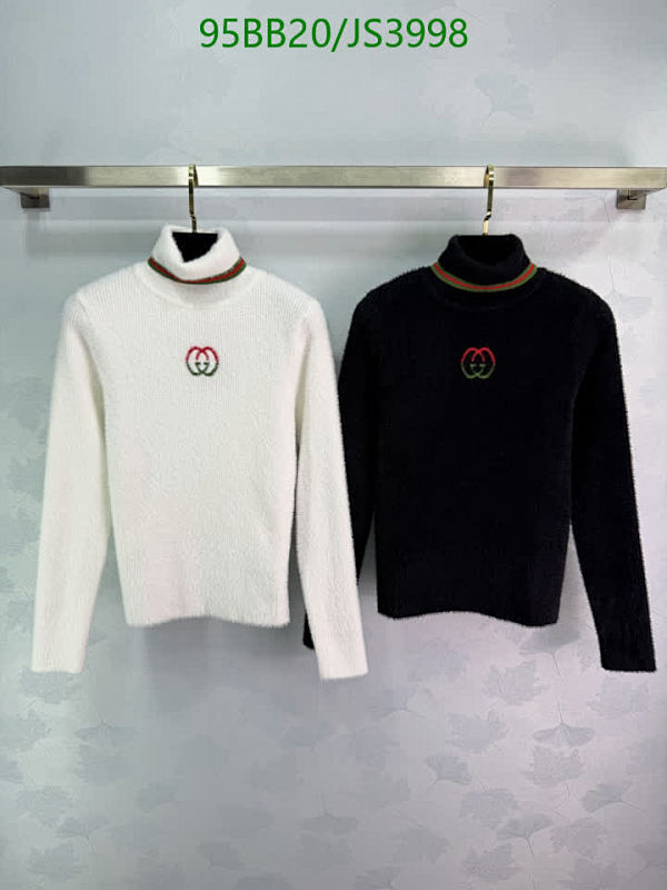 Gucci Wool Turtleneck Sweater with Signature Logo - Stylish and Comfortable