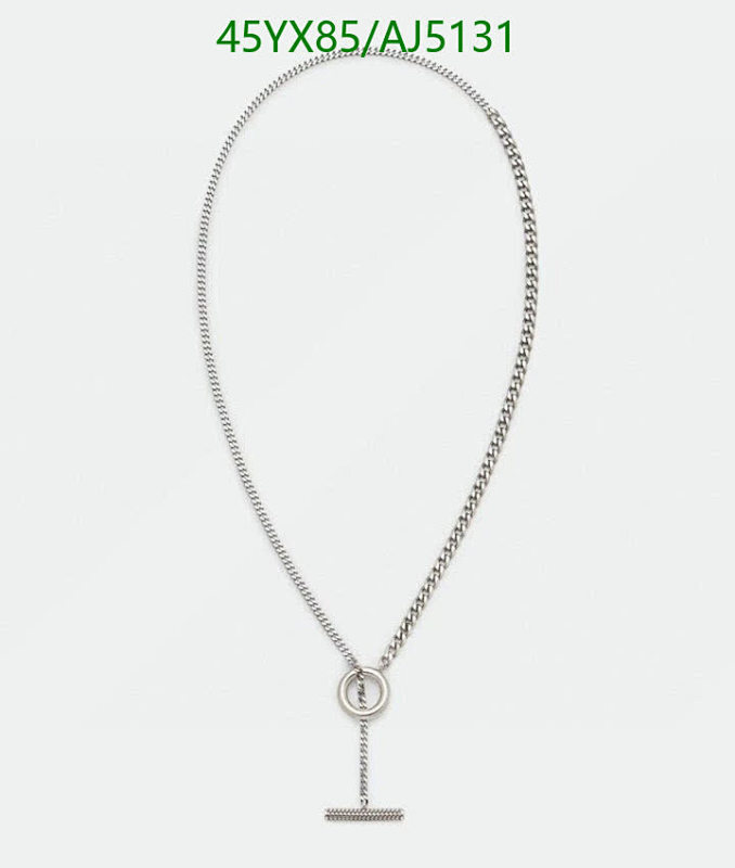 BV Jewelry Silver-Tone Chain Necklace with T-Bar Pendant, Elegant Design