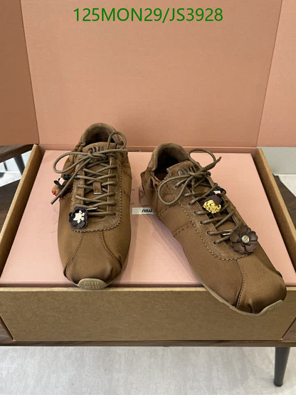 Miu Miu Women's Cloth Sneakers with Floral Appliqués - EU35-40