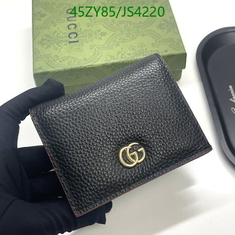 Gucci Leather Wallet with GG Logo - Compact and Stylish (11-9-3CM)