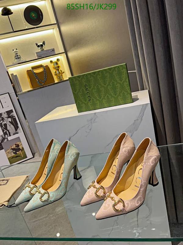 Gucci Women's Sheepskin Pointed Toe Heeled Pumps with Horsebit Detail