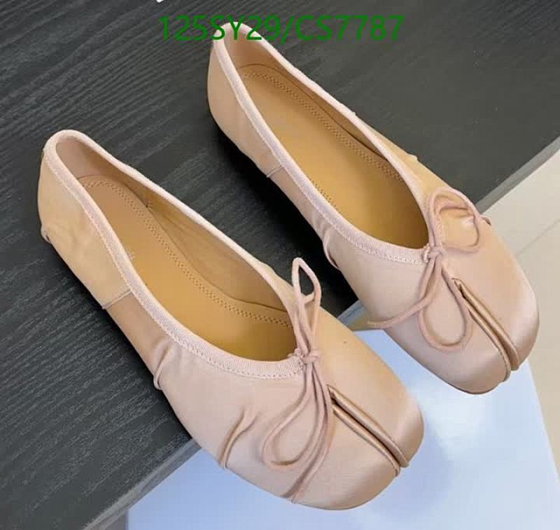 MM6 Women's Ballet Flats with Bow Detail - Elegant and Comfortable Shoes