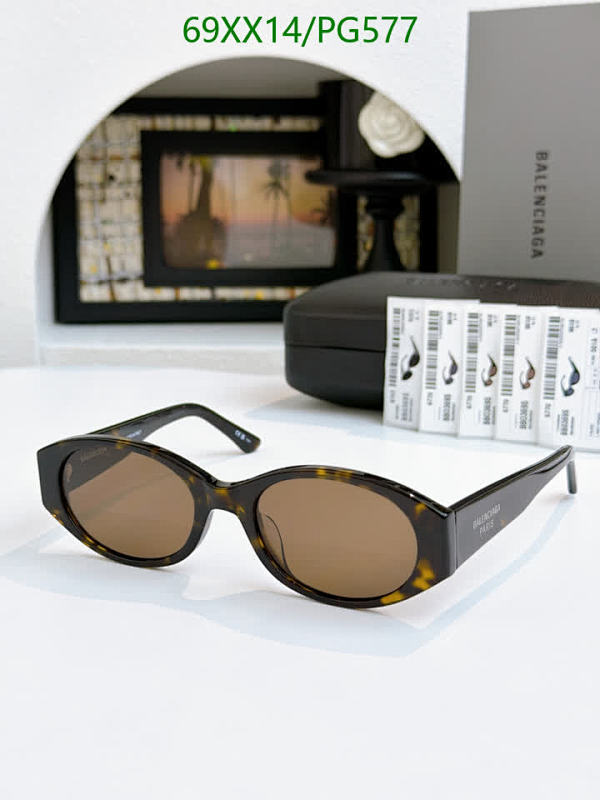 Balenciaga PG577 Fashionable Oval Sunglasses - Tortoise Frames, Brown Lenses