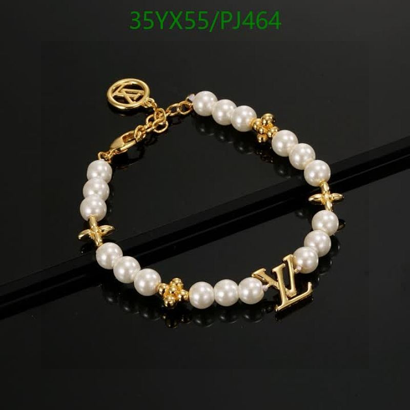 Elegant Louis Vuitton Pearl Bracelet with Gold Accents - Timeless Style