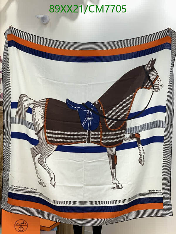 Elegant Hermès Cashmere & Silk Scarf with Horse Design - 140x140 cm
