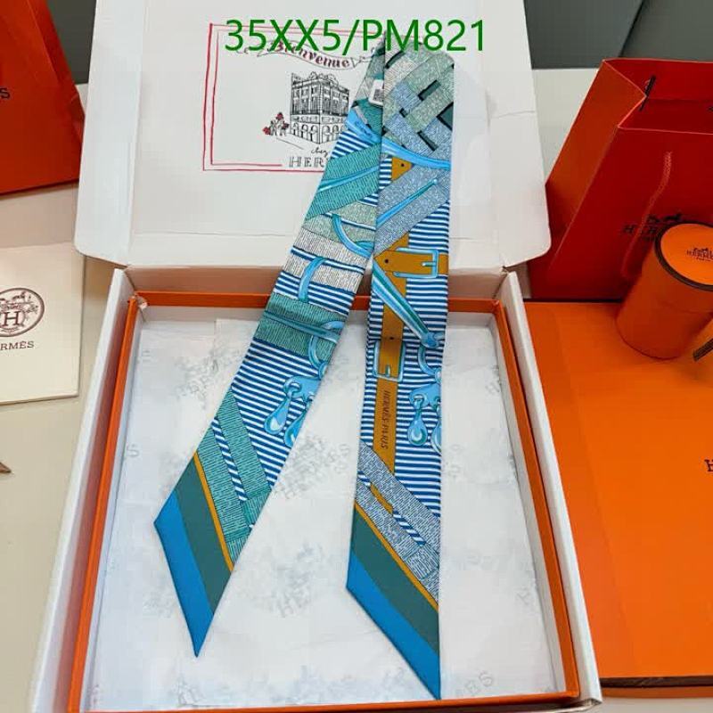 Hermès PM821 Silk Scarf - Blue, Green, and White - Elegant Neckwear