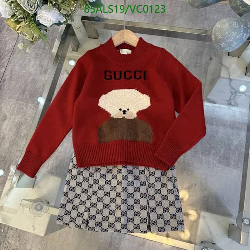 Gucci Kids Red Cashmere Sweater with Dog Motif & GG Logo Pleated Skirt Set