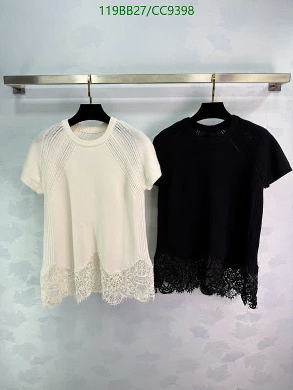 Gucci Women's Knitted Lace Trim Short Sleeve Top