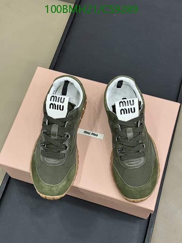 Miu Miu Women's Green Suede and Leather Low-Top Sneakers