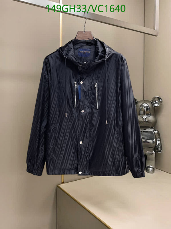 Louis Vuitton Men's Hooded Lightweight Windbreaker Jacket - Stylish & Versatile