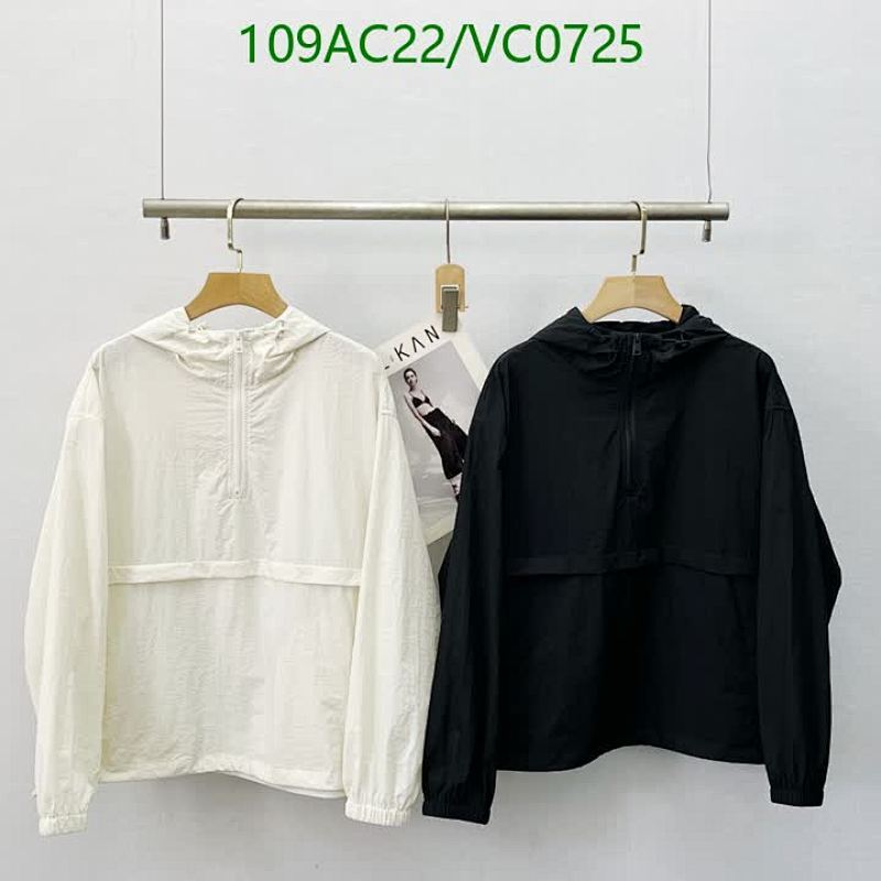 Burberry Lightweight Half-Zip Hooded Pullover Jacket for Men and Women