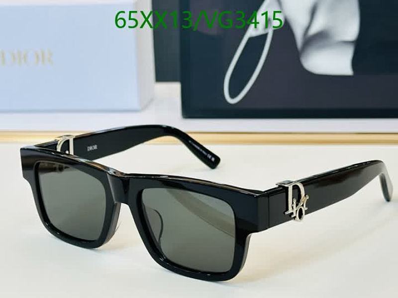 Dior Stylish Square Sunglasses for Men - Black Frames & Gray Lenses
