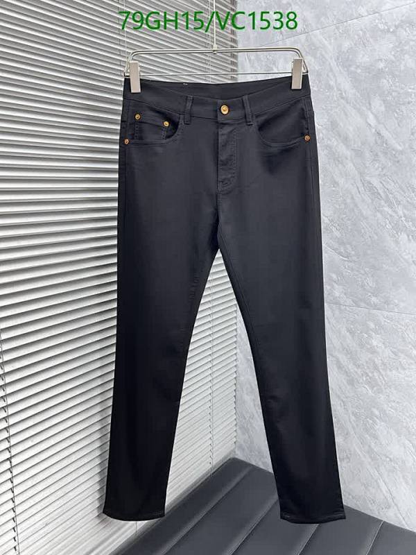 Gucci Men's Slim-Fit Denim Jeans - Classic Black Designer Trousers