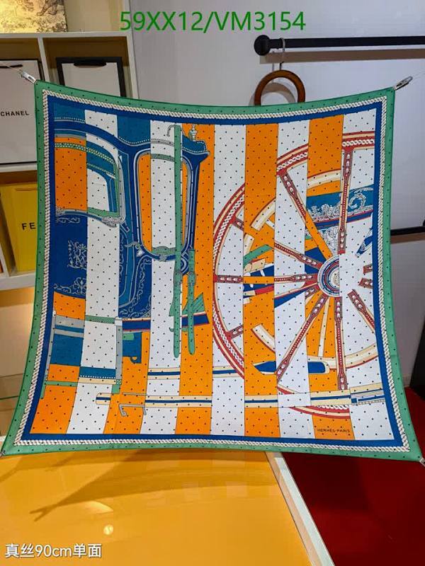 Hermes Luxurious 90x90CM Silk Scarf with Carriage Wheel Design VM3154