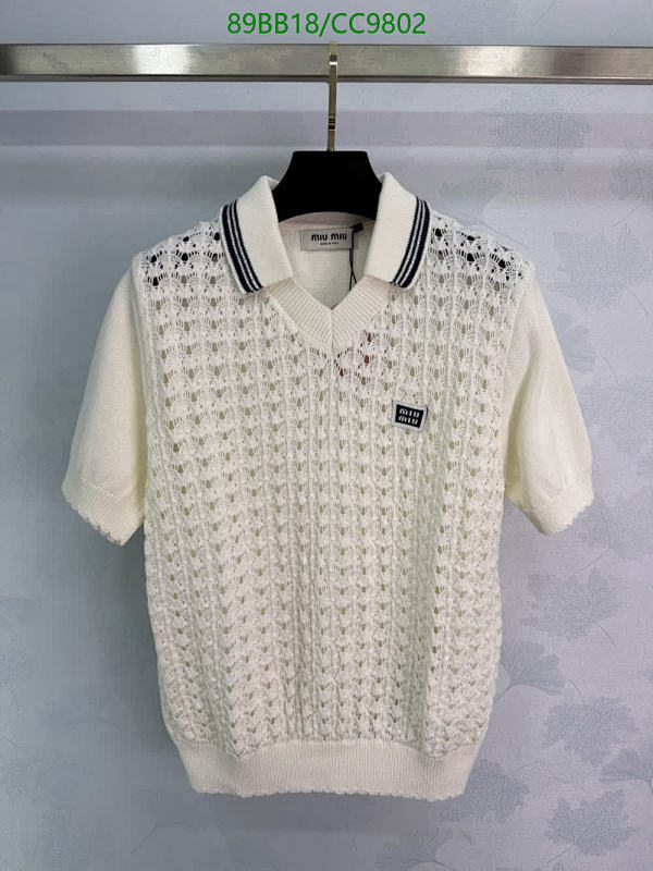 Miu Miu Women's Cream Knit V-Neck Short Sleeve Sweater Top