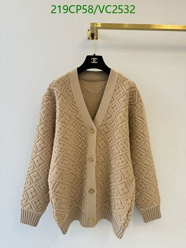 Chic Beige Knitted Cardigan for Women with Elegant Gold Buttons