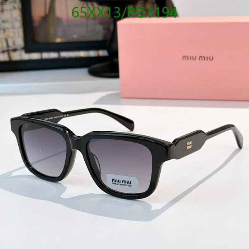 Miu Miu Black Acetate Square Sunglasses Gradient Lenses PG1194