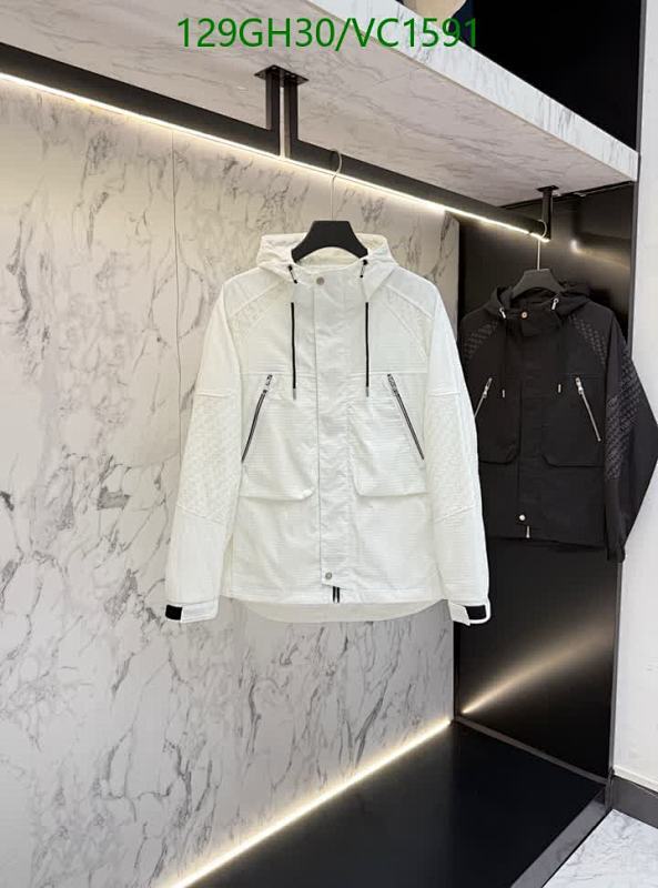 Louis Vuitton Men's Monogrammed Hooded Jacket - Stylish & Versatile Outerwear