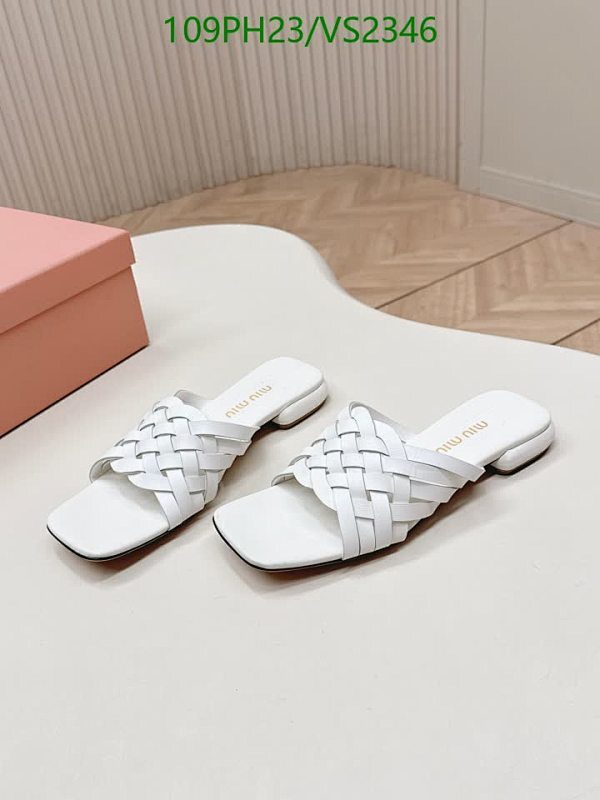 Miu Miu Women's Woven Leather Flat Slides - Stylish & Comfortable Summer Sandals