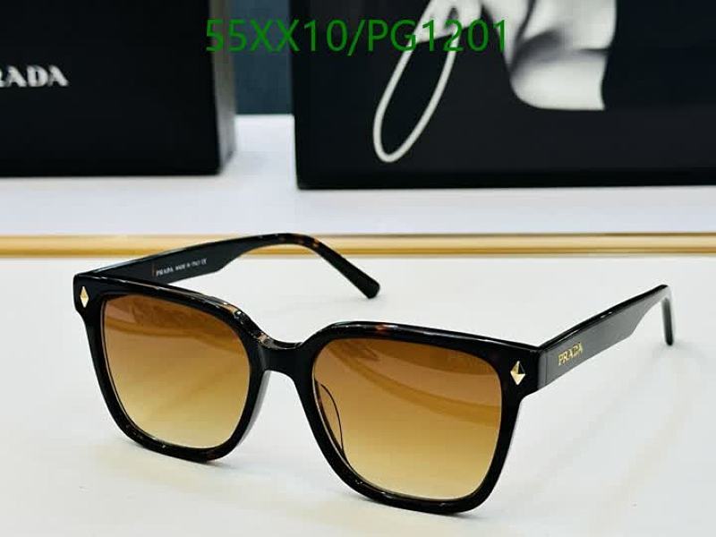 Prada Square Frame Sunglasses - Stylish UV Protection for Everyday Wear