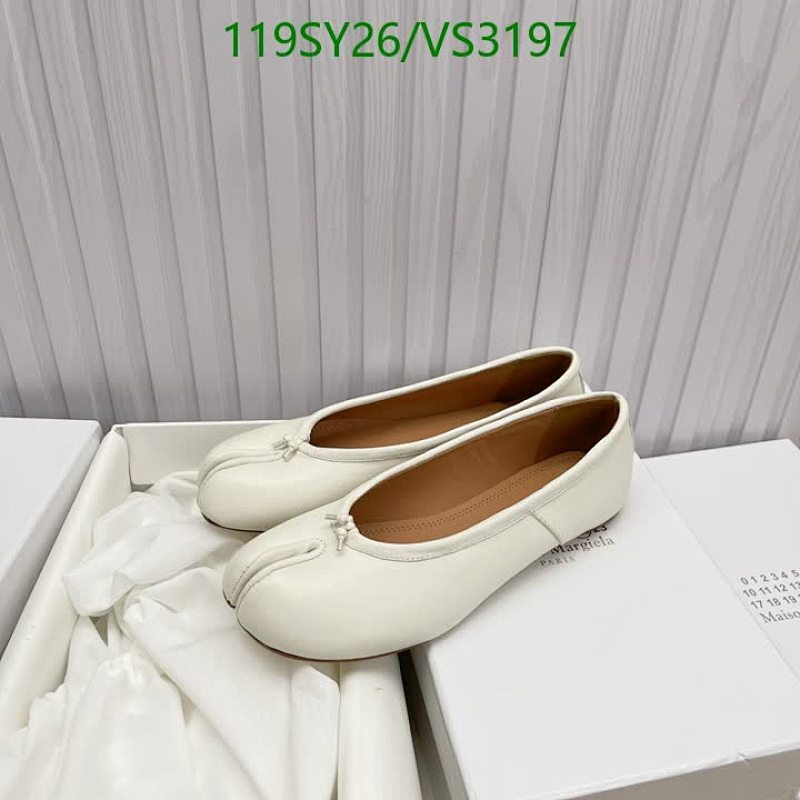 Maison Margiela Women's Tabi Ballet Flats - Classic White Leather Shoes
