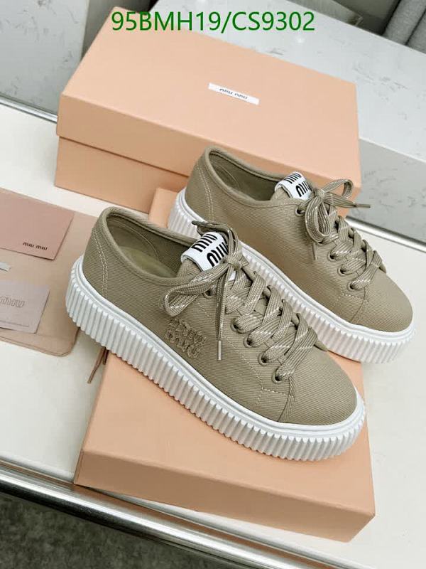 Miu Miu Women's Canvas Low-Top Sneakers with Sheepskin Accents 7 Miu Miu Women's Canvas Low-Top Sneakers with Sheepskin Accents