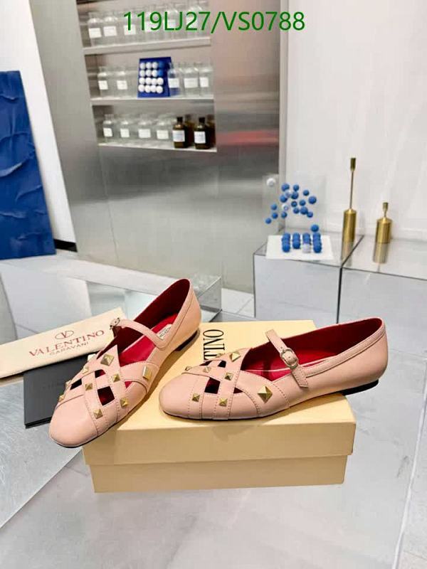 Valentino Garavani Rockstud Mary Jane Flats - Genuine Leather & Sheepskin
