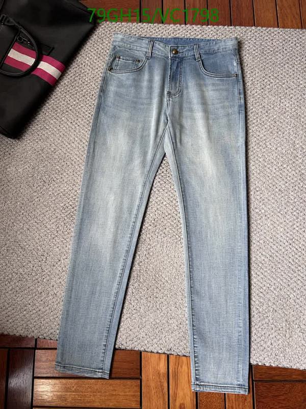 Versace Men's Light Wash Slim Fit Denim Jeans - Classic Style for Everyday Wear