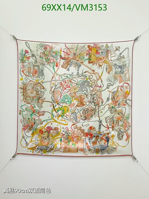 Hermes Luxurious Real Silk Scarf 90CM x 90CM - Elegant & Versatile Design