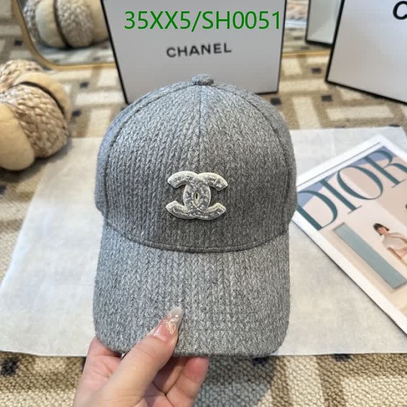 Chanel Luxury Grey Tweed Baseball Cap with CC Logo - Stylish & Comfortable Hat