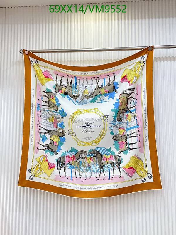 Hermes Luxurious 90cm x 90cm Silk Scarf with Equestrian Design