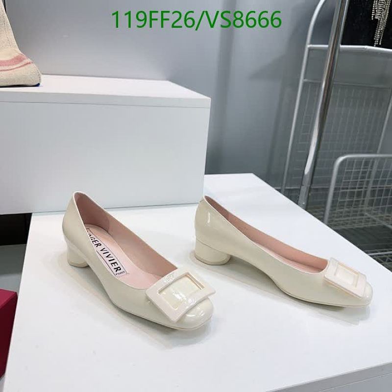 Roger Vivier Women's Cream Patent Leather Block Heel Pumps EU 35-39