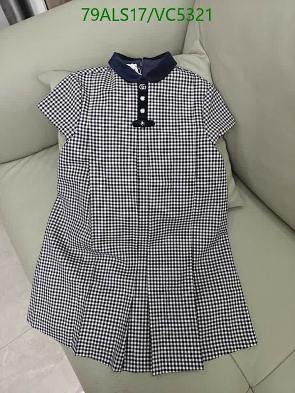 Gucci Kids Gingham Pleated Dress - Stylish & Comfortable Fabric for Young Girls