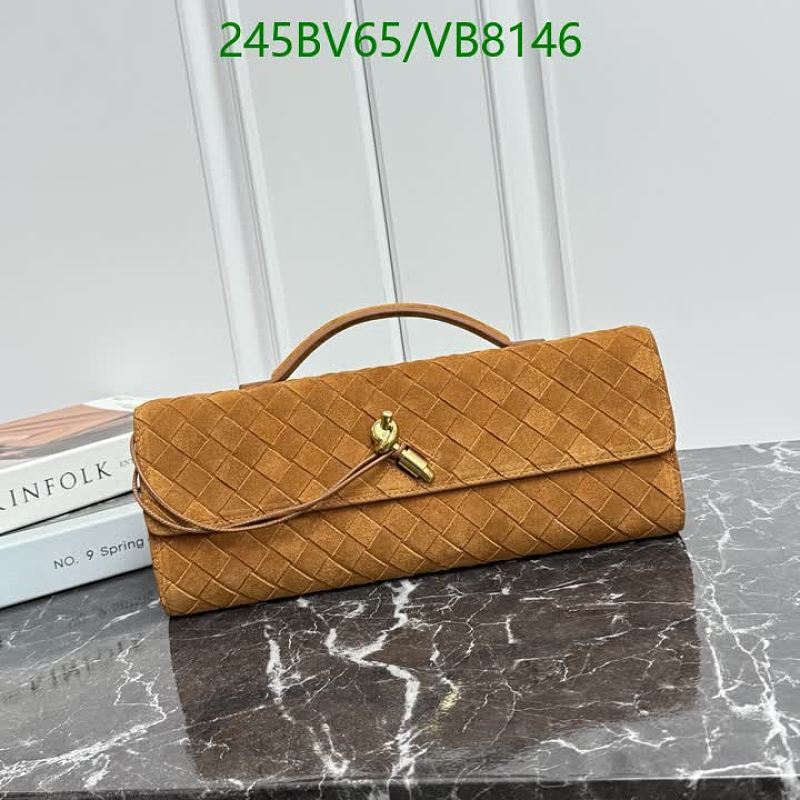Bottega Veneta Intrecciato Suede Clutch Bag - Caramel Brown