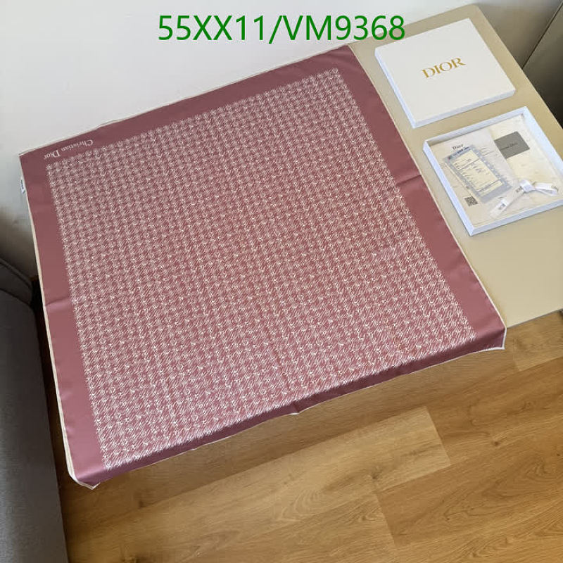 Dior Real Silk Scarf 90x90cm - Elegant Pink Houndstooth Pattern
