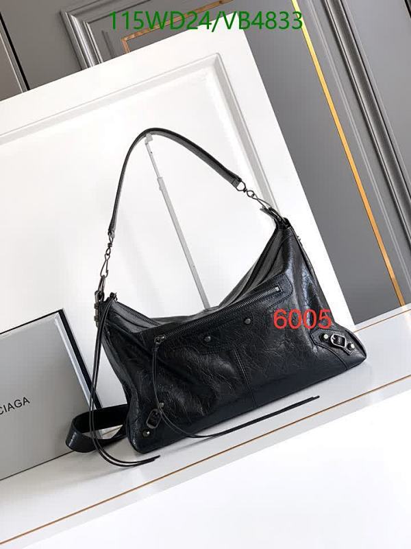 Balenciaga Classic City Shoulder Bag in Genuine Black Leather - Durable & Stylish 7 Balenciaga Classic City Shoulder Bag in Genuine Black Leather - Durable & Stylish