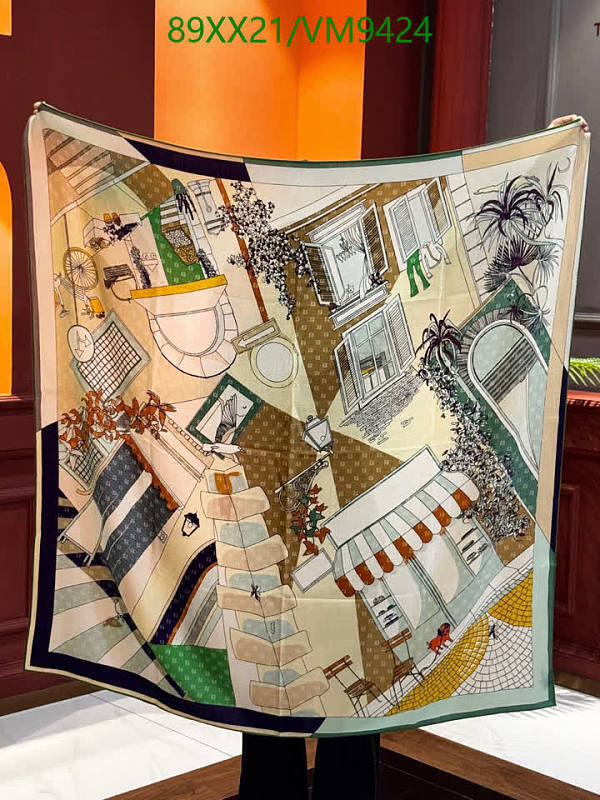 Fendi 140x140cm Realsilk & Cashmere Scarf