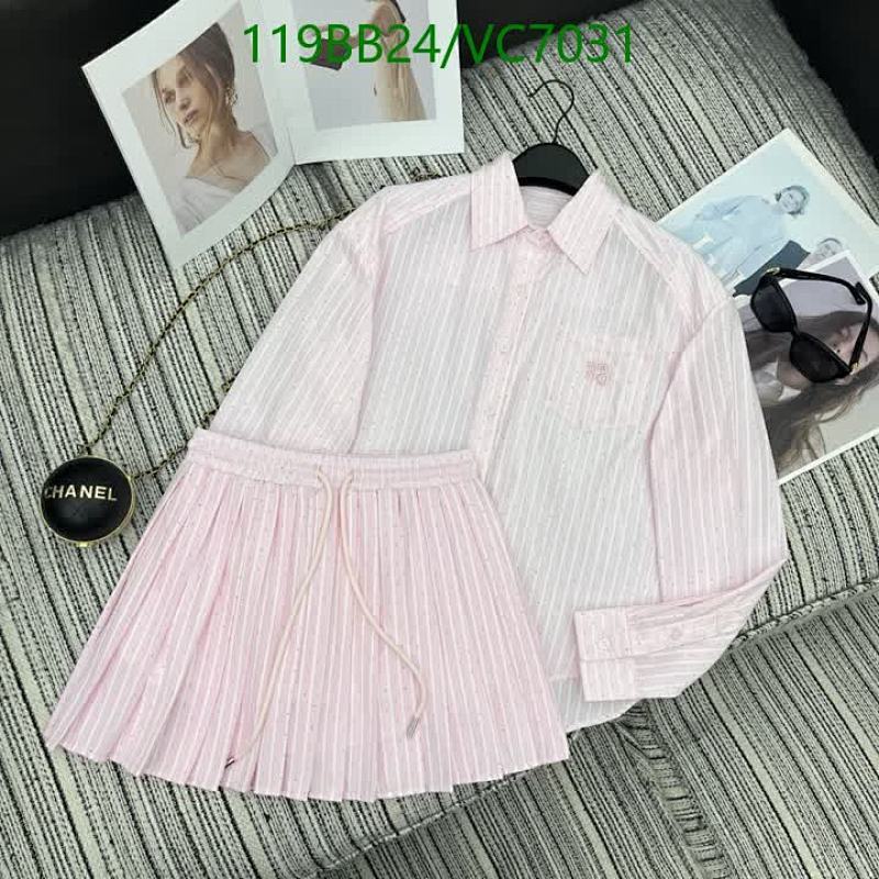 Chic Pink Striped Button-Up Shirt & Pleated Skirt Set - Alexander Wang Style 32 Chic Pink Striped Button-Up Shirt & Pleated Skirt Set - Alexander Wang Style