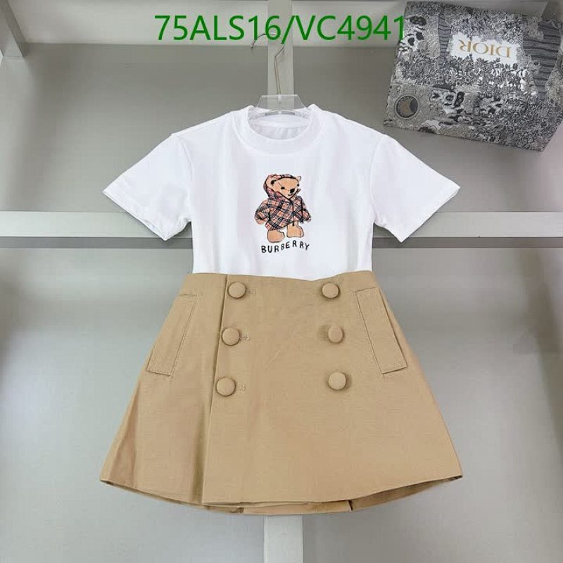 Burberry Kids' Cotton T-Shirt & Skirt Set - Stylish Bear Print Outfit