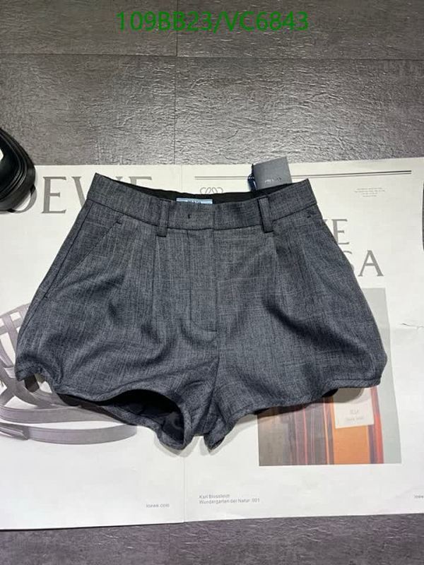 Prada Women's High-Waisted Gray Wool Blend pleated Shorts with Pockets