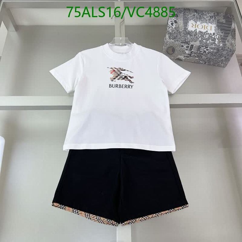 Burberry Kids' Cotton T-Shirt & Shorts Set - Stylish & Comfortable Outfit