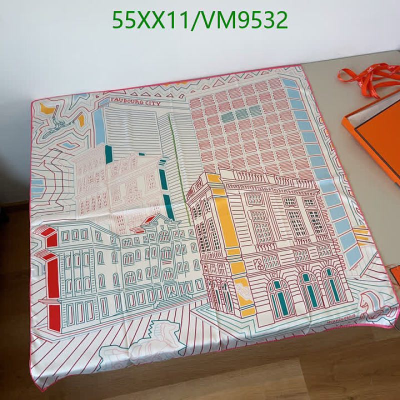 Hermes Faubourg City Silk Scarf 90x90CM - Luxurious & Versatile Accessory