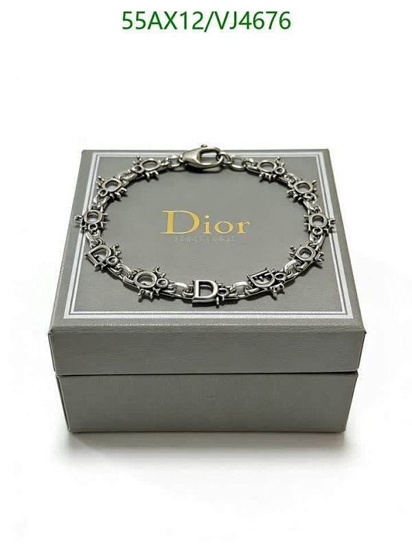 Dior Charm Link Bracelet with "D" Lettering - Elegant Silver-Tone Jewelry 6 Dior Charm Link Bracelet with "D" Lettering - Elegant Silver-Tone Jewelry