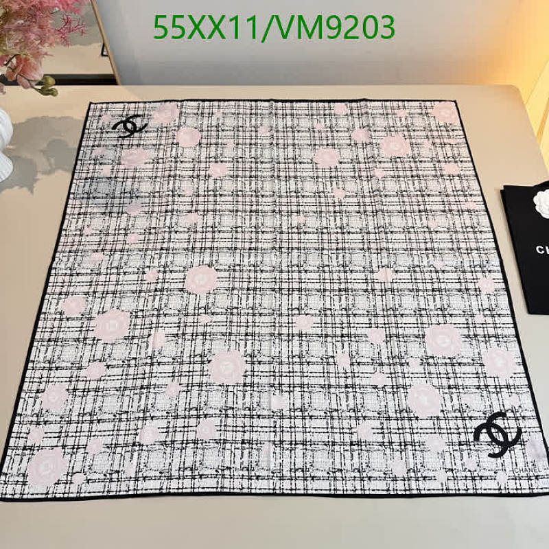 Chanel Real Silk Scarf 90x90cm - Elegant Floral Plaid Design